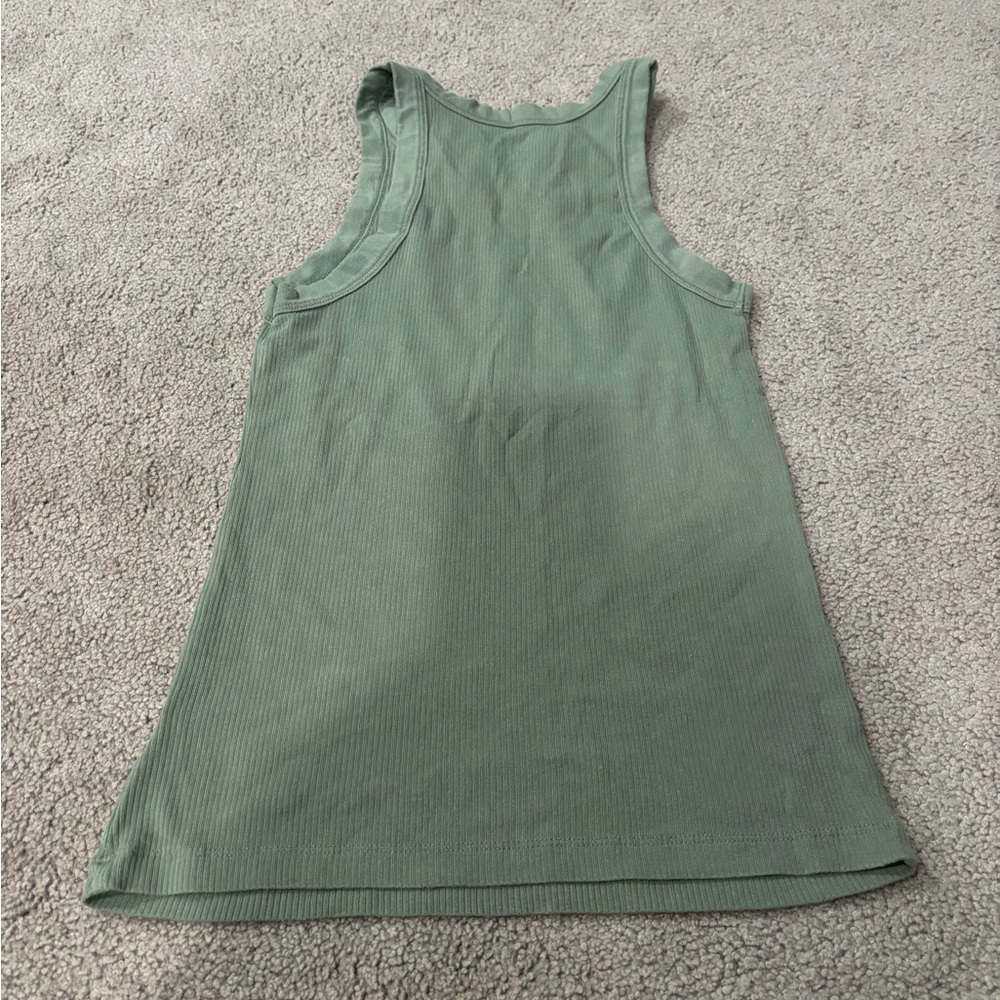 GAP Ribbed Tank - Picture 3 of 3